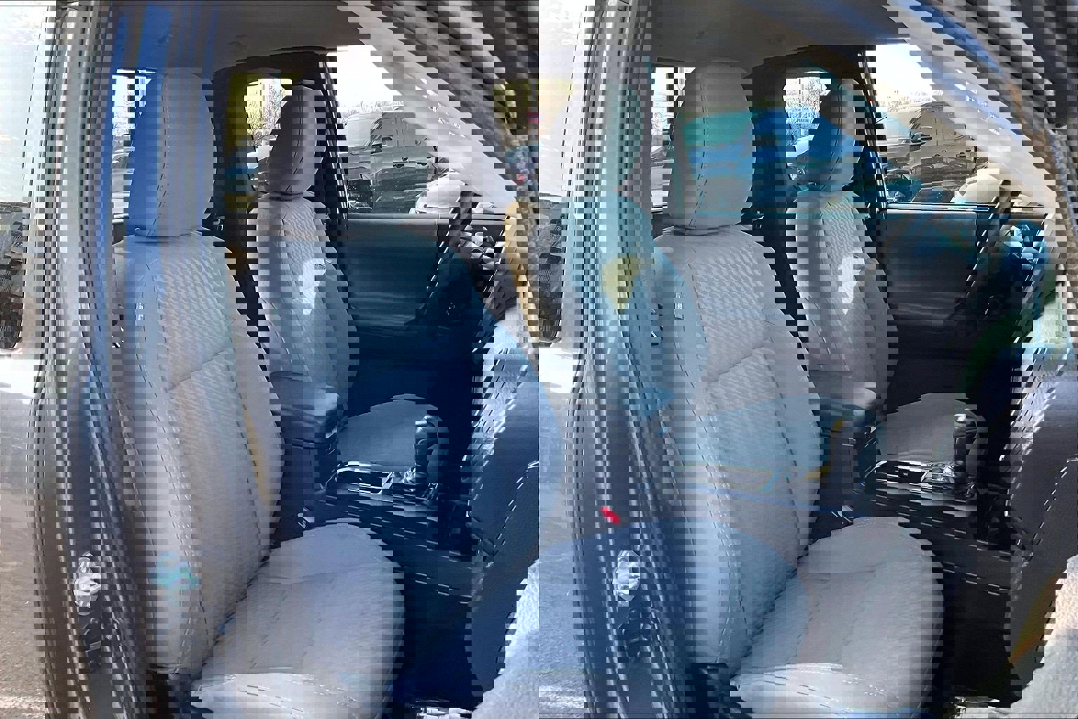 Used 2021 Toyota Tacoma SR w/ SX Package image 7