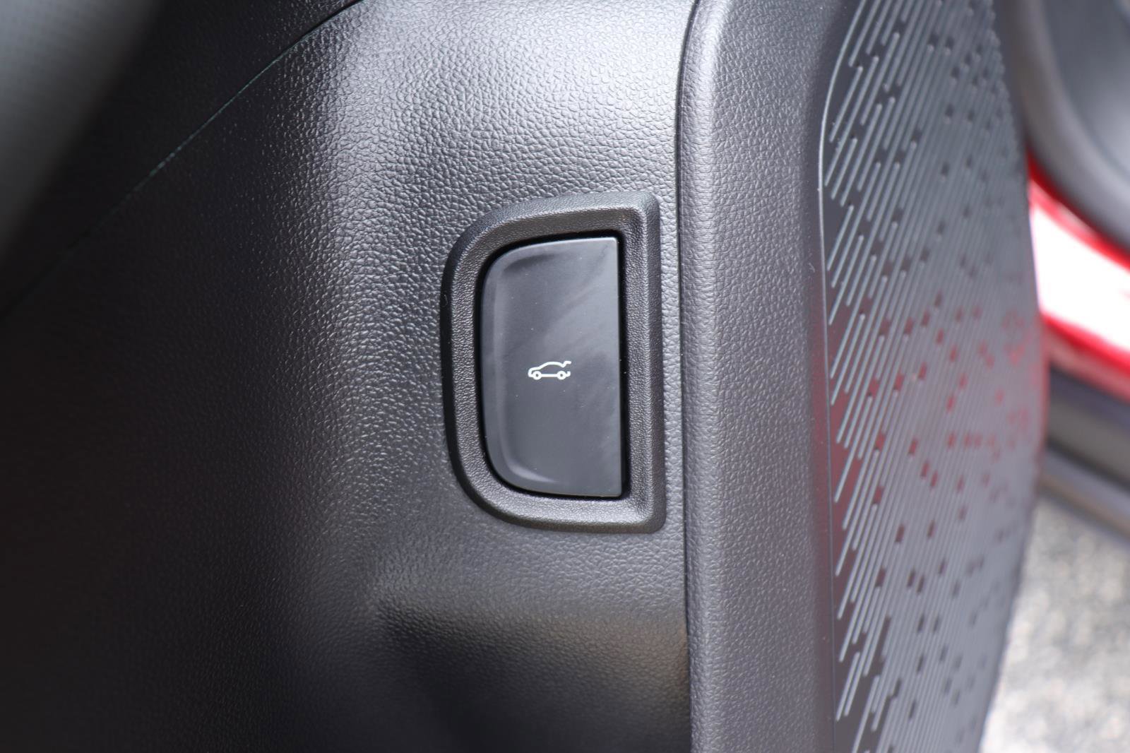 Used 2026 GMC Terrain AT4 image 25