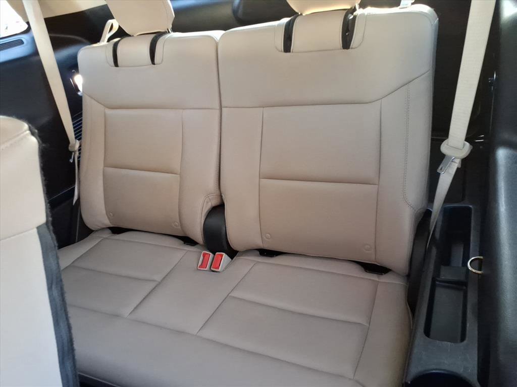 Certified 2020 Ford Explorer XLT w/ Equipment Group 202A image 15