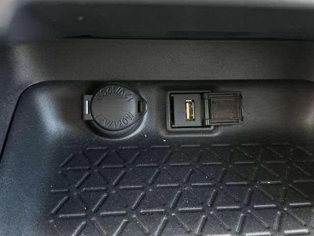 Certified 2022 Toyota RAV4 XLE w/ Convenience Package image 21