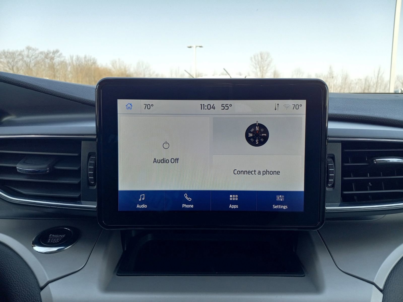 Used 2024 Ford Explorer XLT w/ Equipment Group 202A RWD image 21