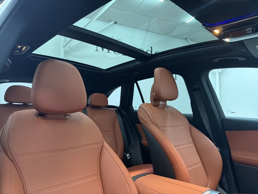 New 2026 Mercedes-Benz GLC 300 image 29