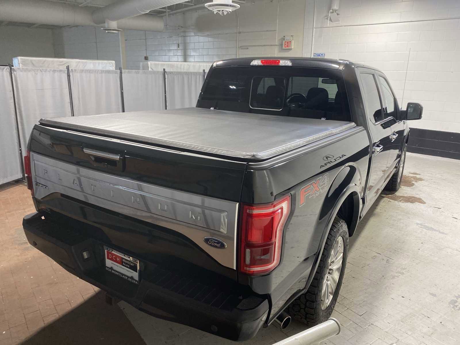 Used 2015 Ford F150 Platinum w/ Equipment Group 701A Luxury image 26