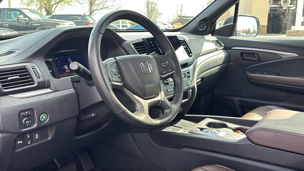 Used 2024 Honda Passport EX-L image 26
