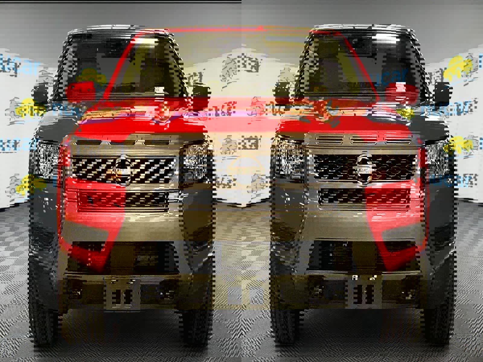 Used 2025 Nissan Frontier SV image 2