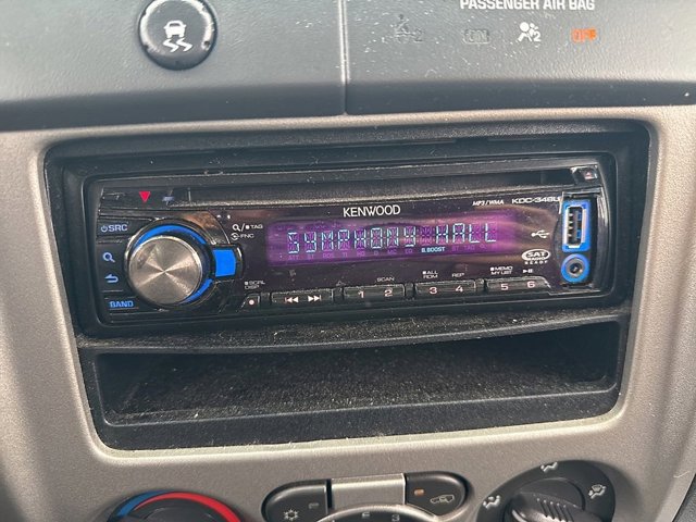 Used 2011 Chevrolet Colorado LT image 19