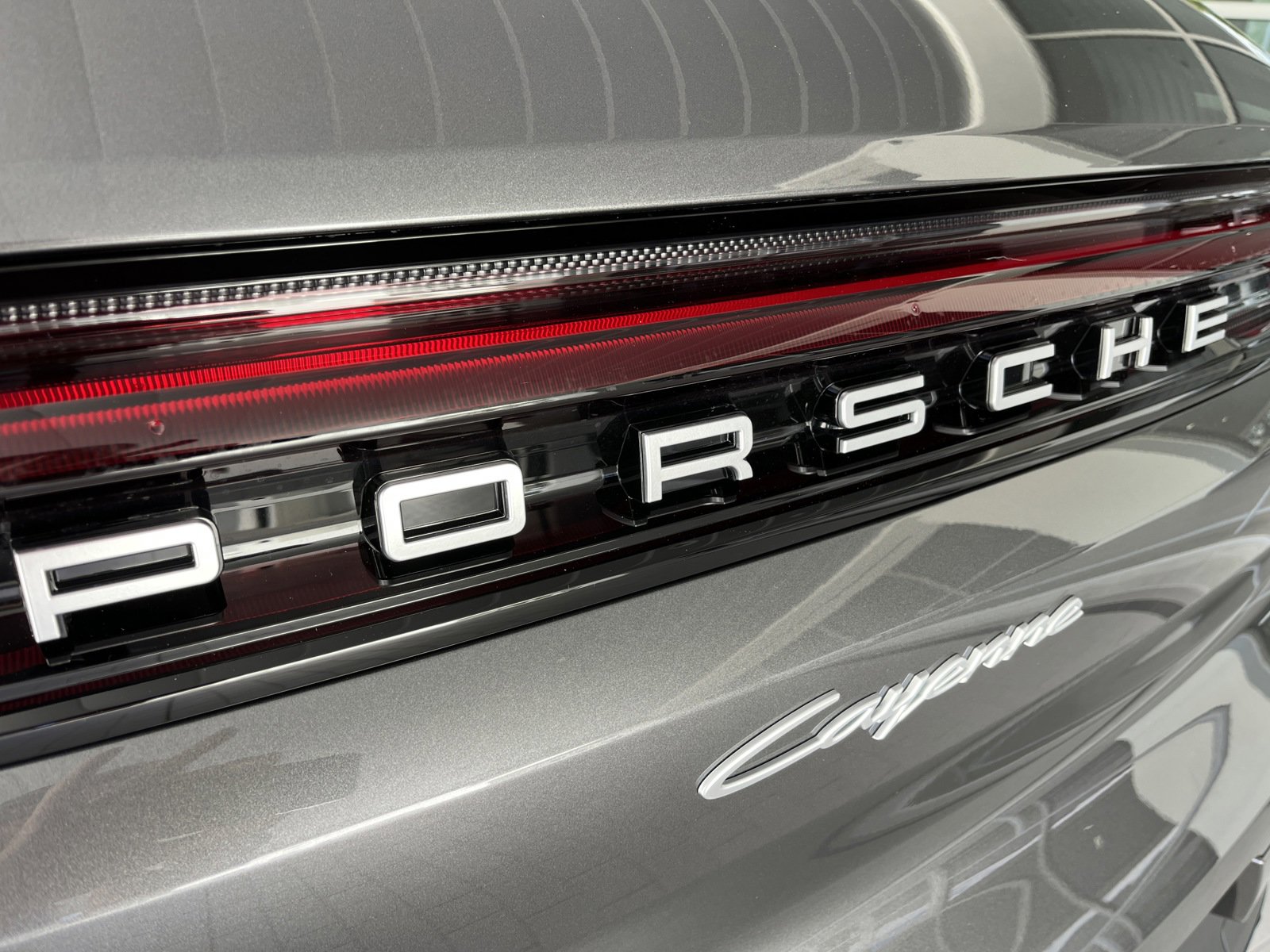 New 2025 Porsche Cayenne image 31