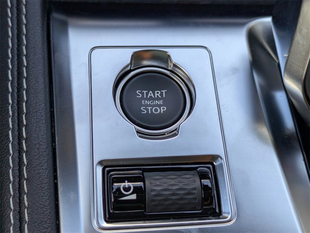 Certified 2025 Jaguar F-PACE R-Dynamic S image 34