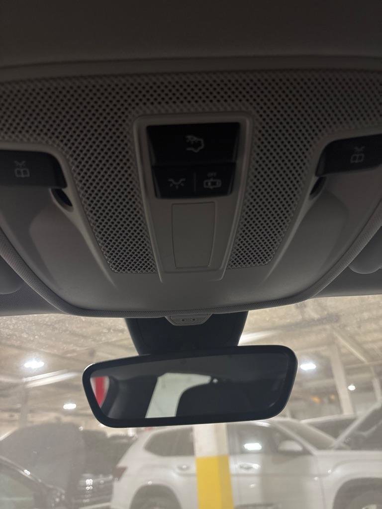 Used 2018 INFINITI QX30 Premium w/ Cargo Package image 19