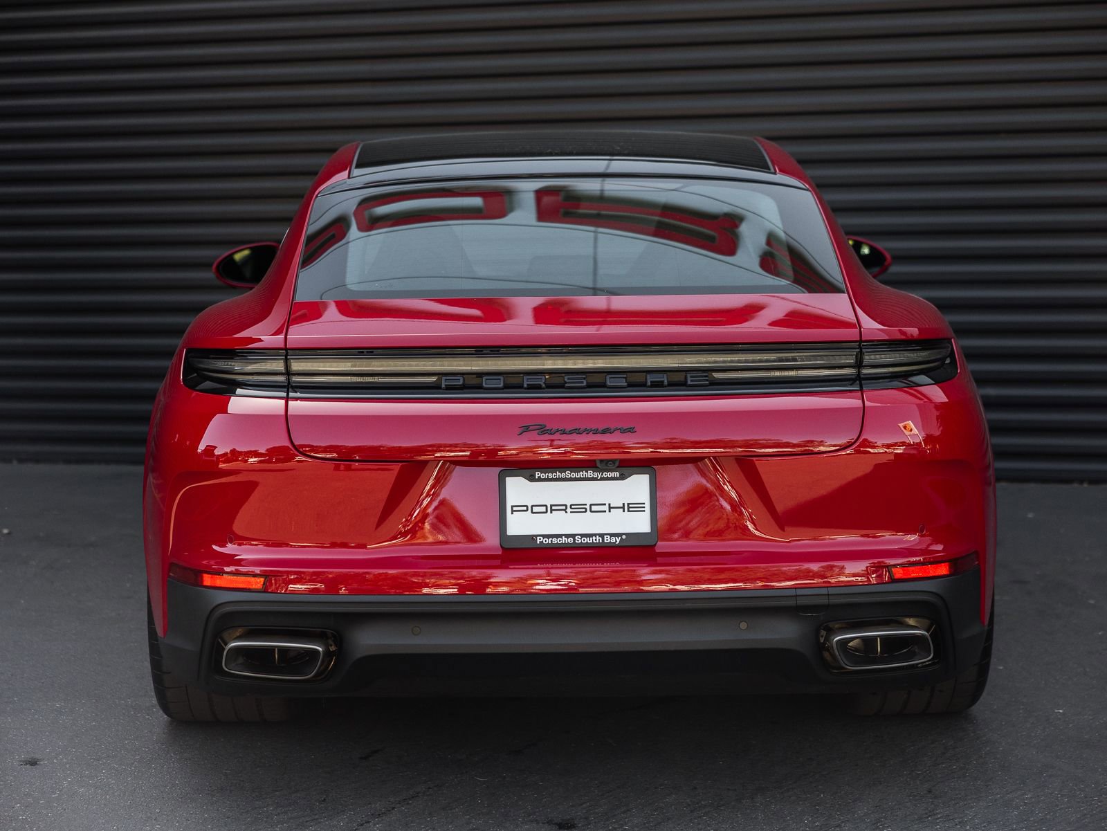 Certified 2025 Porsche Panamera 4 image 9