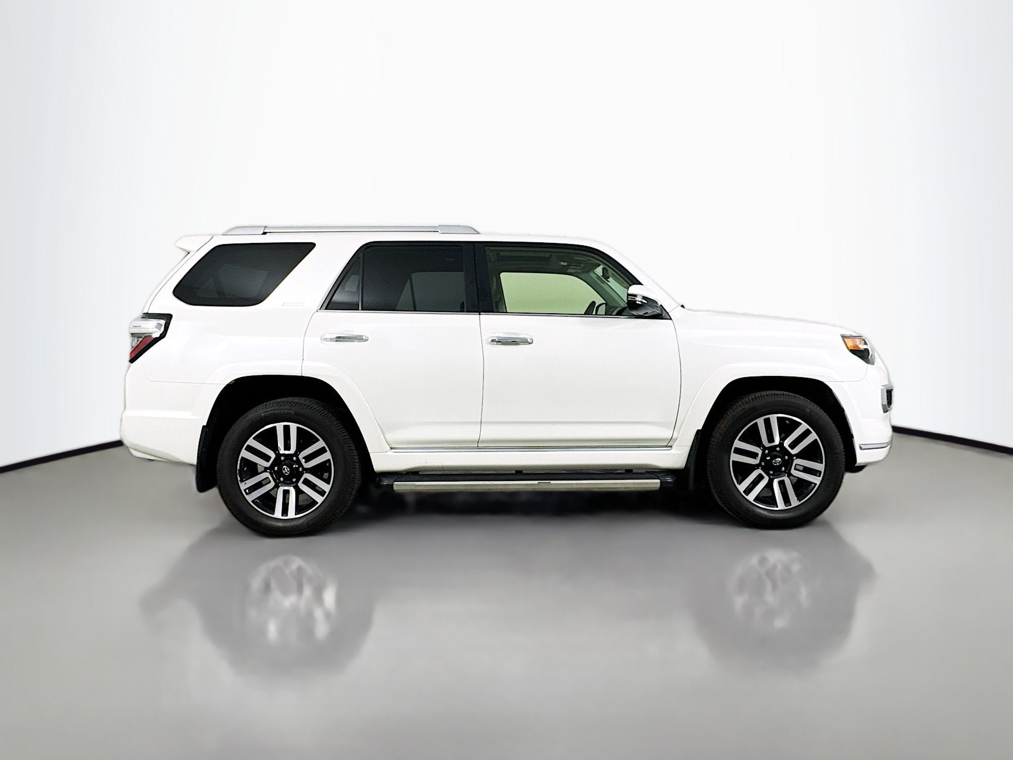 Certified 2021 Toyota 4Runner Limited AWD/4WD image 8