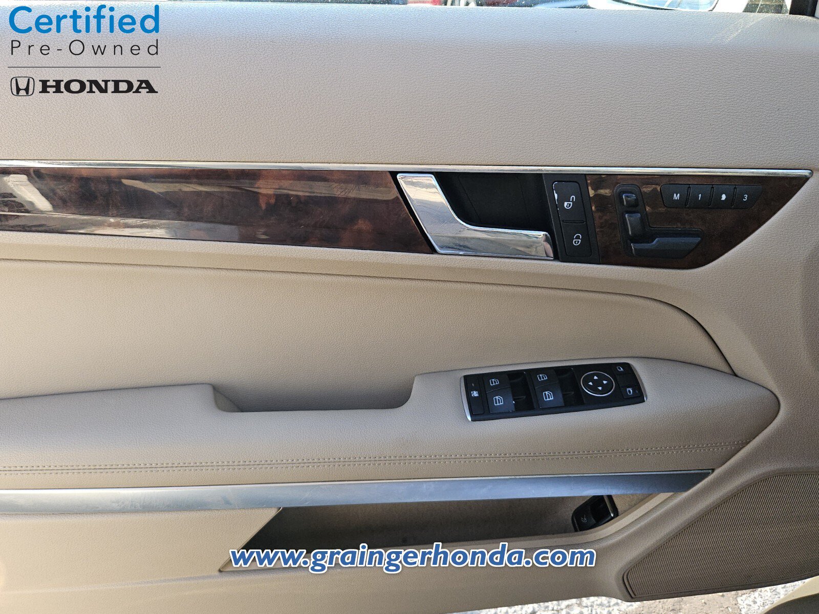 Used 2013 Mercedes-Benz E 350 Cabriolet image 22