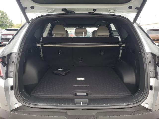 New 2025 Hyundai Tucson Limited image 4