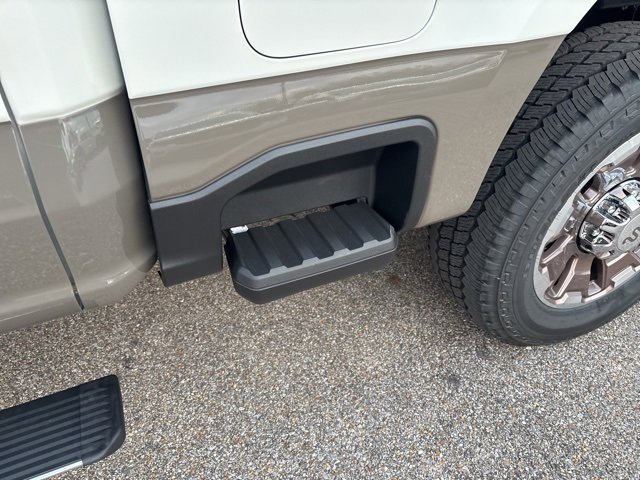 New 2026 Ford F250 King Ranch image 6