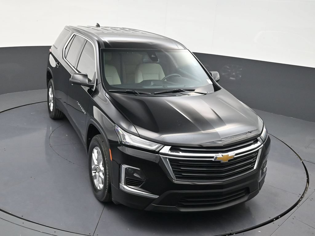 Used 2022 Chevrolet Traverse LS FWD image 17