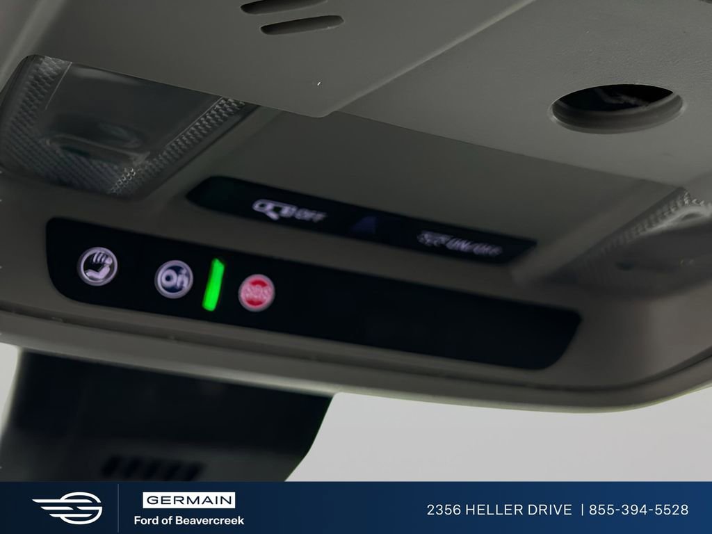 Used 2020 Chevrolet Equinox LT image 24