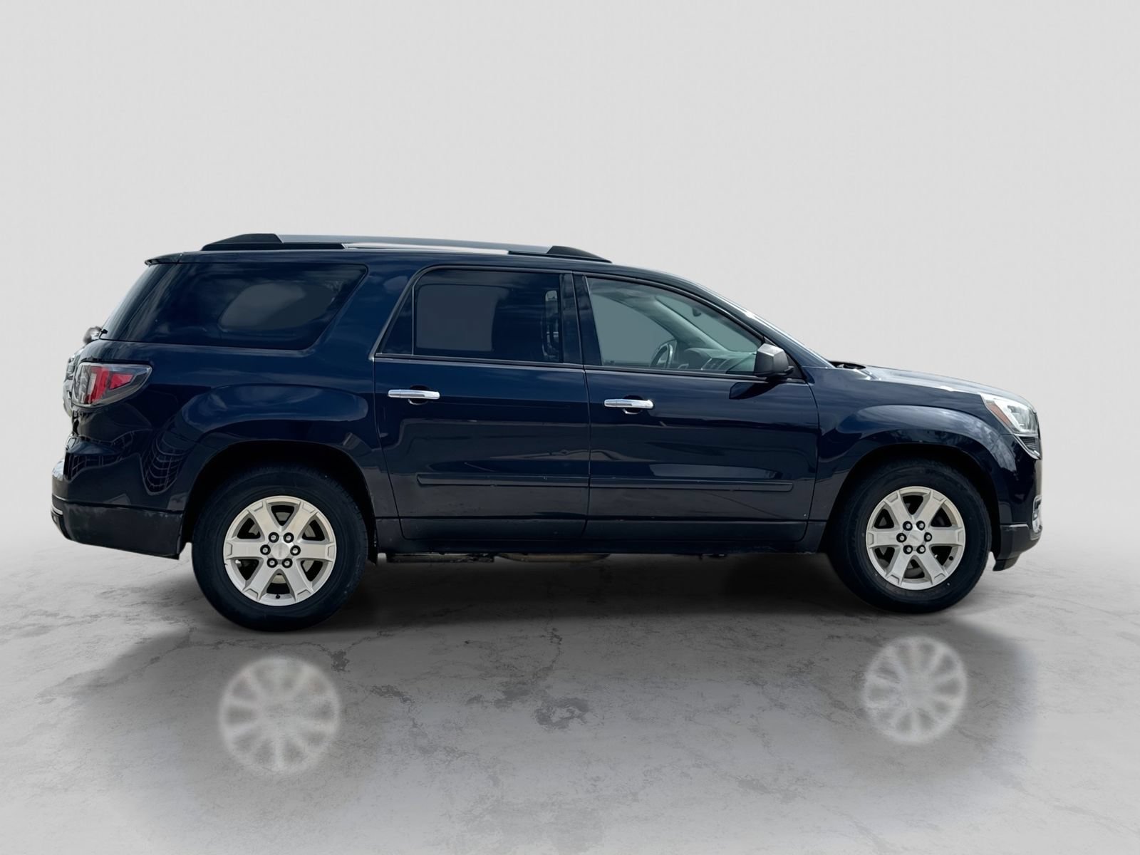 Used 2015 GMC Acadia SLE FWD image 6