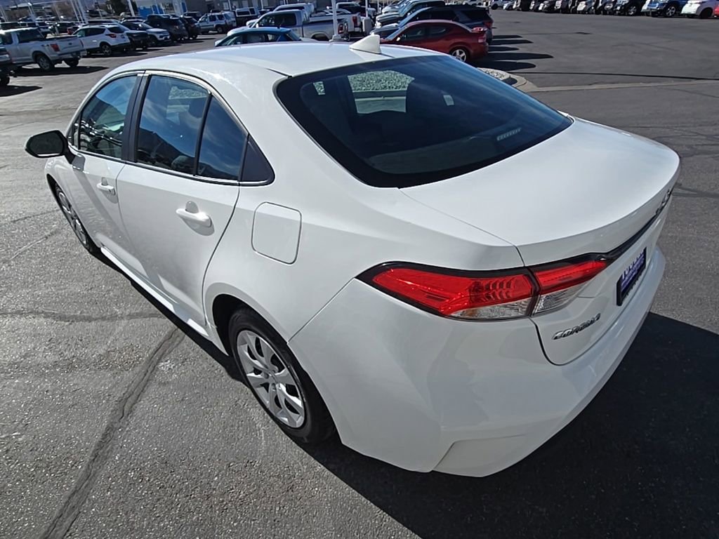 Used 2024 Toyota Corolla LE image 6