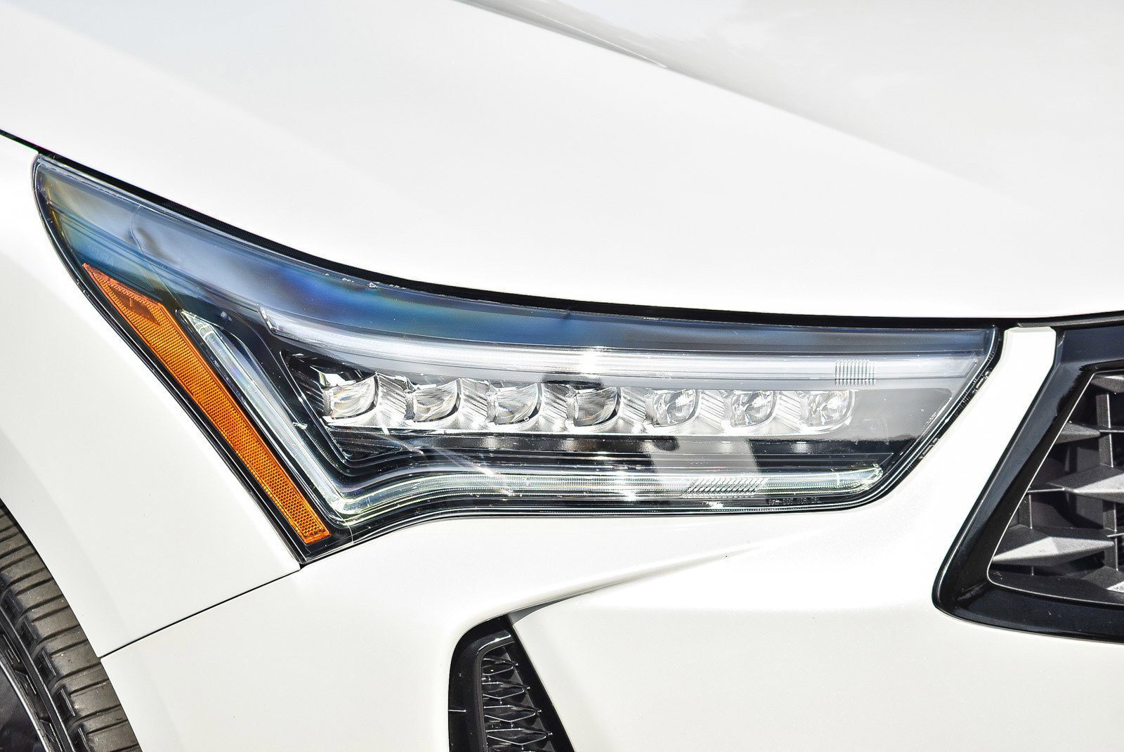 Used 2023 Acura RDX A-Spec image 8