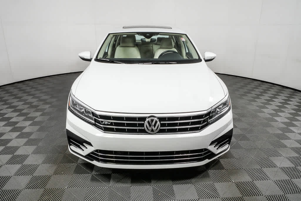 Used 2019 Volkswagen Passat 2.0T SE R-Line FWD image 22