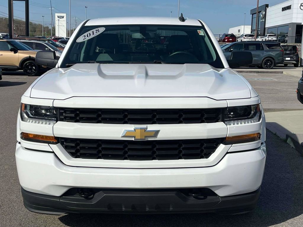 Used 2018 Chevrolet Silverado 1500 Custom w/ Custom Convenience Package image 28