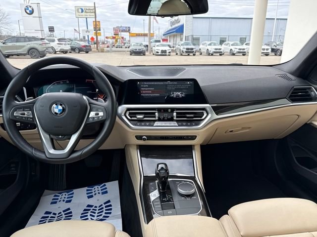 Used 2021 BMW 330i xDrive Sedan w/ Premium Package image 11