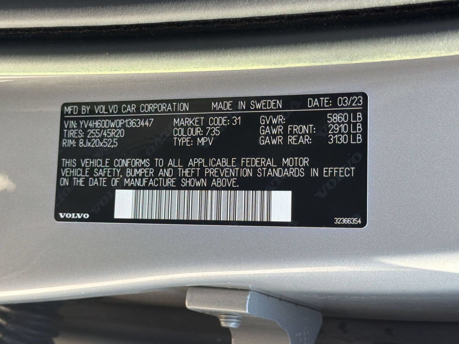 Certified 2023 Volvo XC60 T8 Plus w/ Climate Package AWD/4WD image 25