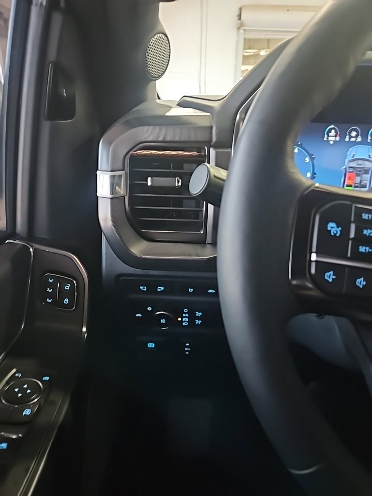 Used 2024 Ford F150 Platinum w/ FX4 Off-Road Package image 37