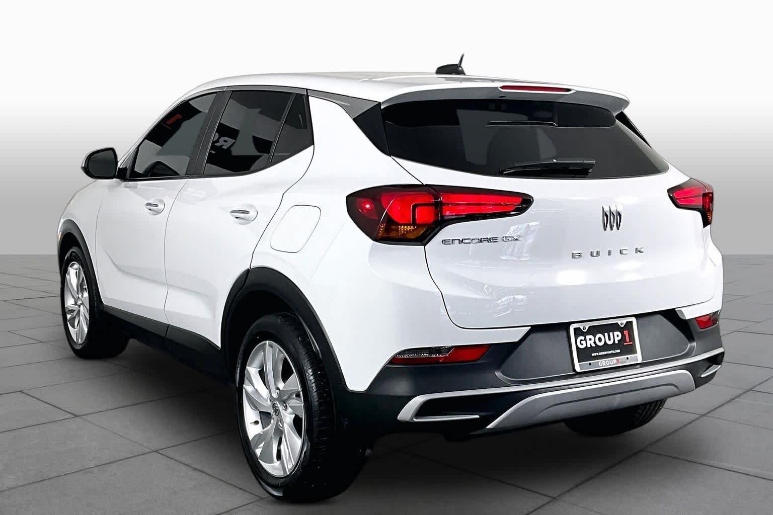 Used 2024 Buick Encore GX Preferred FWD image 11
