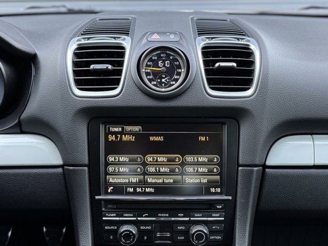 Used 2016 Porsche Cayman GT4 w/ Sport Chrono Package image 26