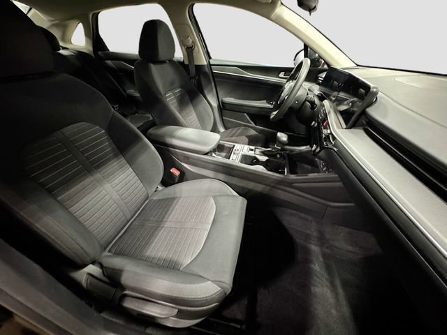 Used 2025 Kia K5 LXS image 26