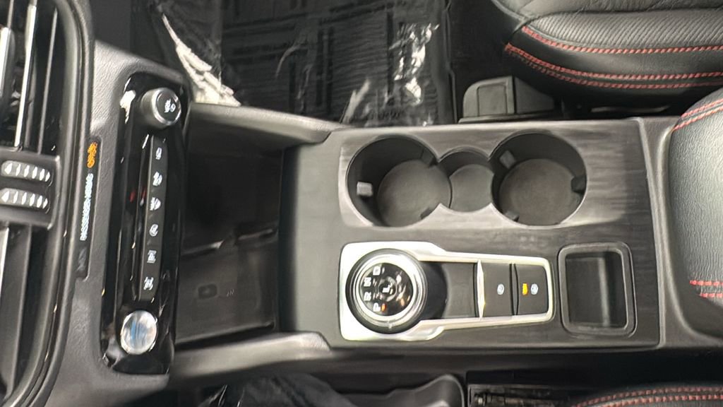 Used 2024 Ford Escape ST-Line Elite w/ Premium Technology Package image 29