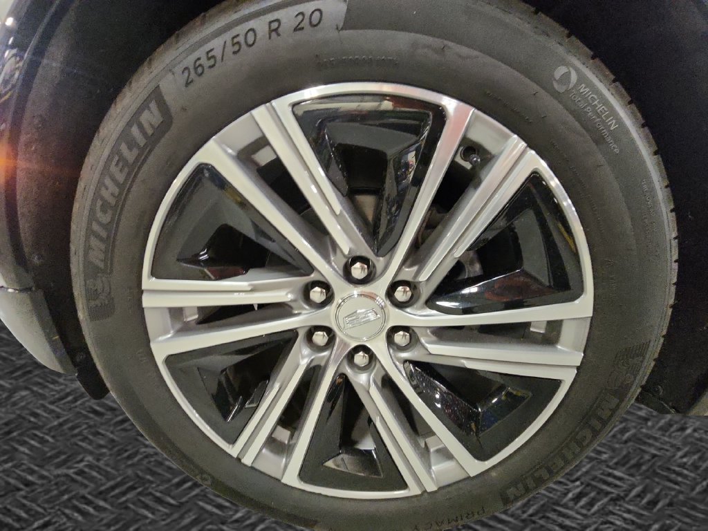 Certified 2024 Cadillac Lyriq Luxury AWD/4WD image 11