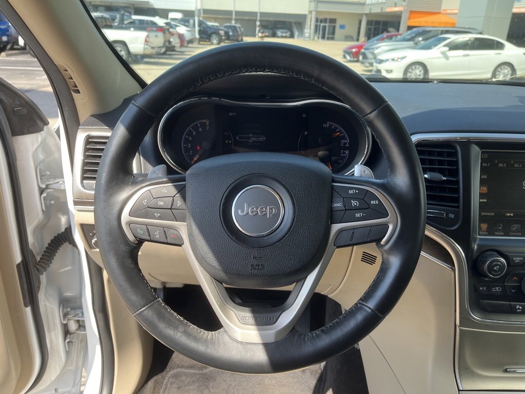 Used 2015 Jeep Grand Cherokee Limited image 18
