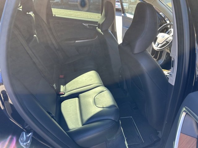 Used 2017 Volvo XC60 T5 Inscription w/ Advanced Package image 15