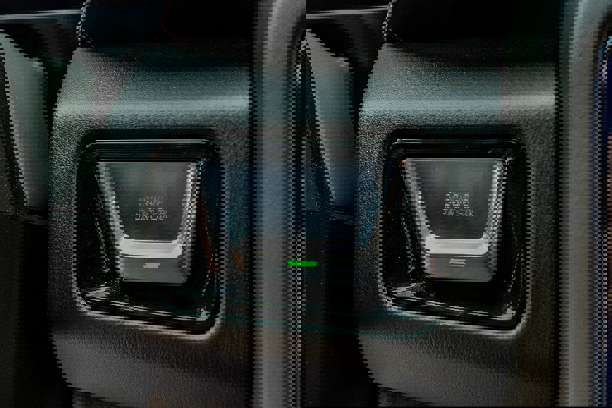 Used 2025 GMC Yukon AT4 w/ AT4 Premium Plus Package image 22