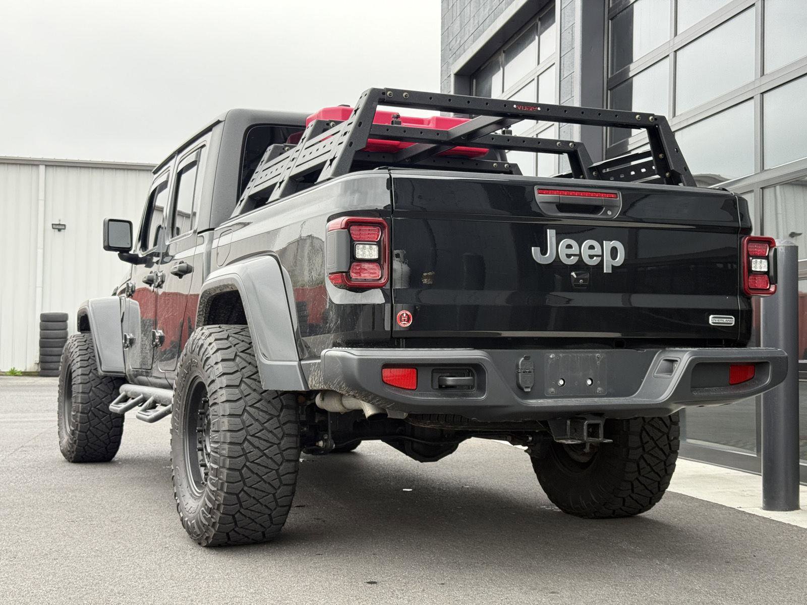 Used 2023 Jeep Gladiator Overland w/ Popular Equipment Package AWD/4WD image 3