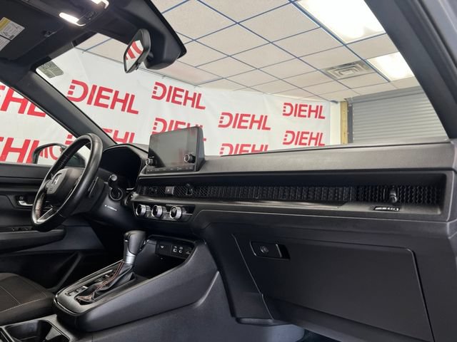 Used 2025 Honda CR-V Sport image 14