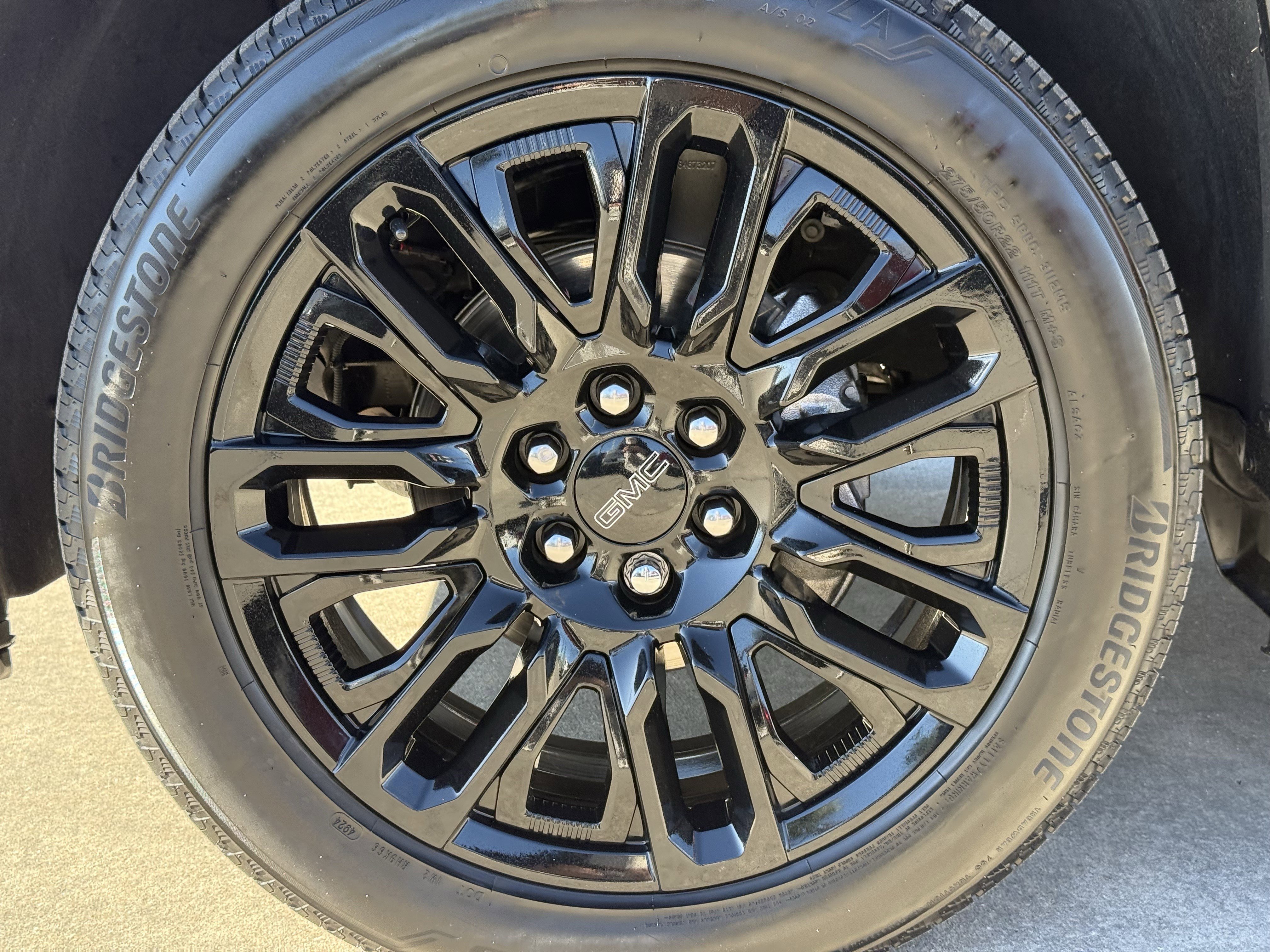 Used 2025 GMC Sierra 1500 Denali Ultimate image 11