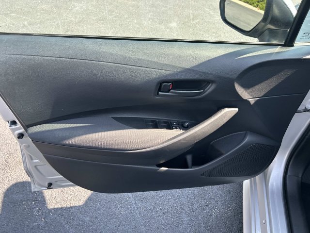 Used 2026 Toyota Corolla LE FWD image 19