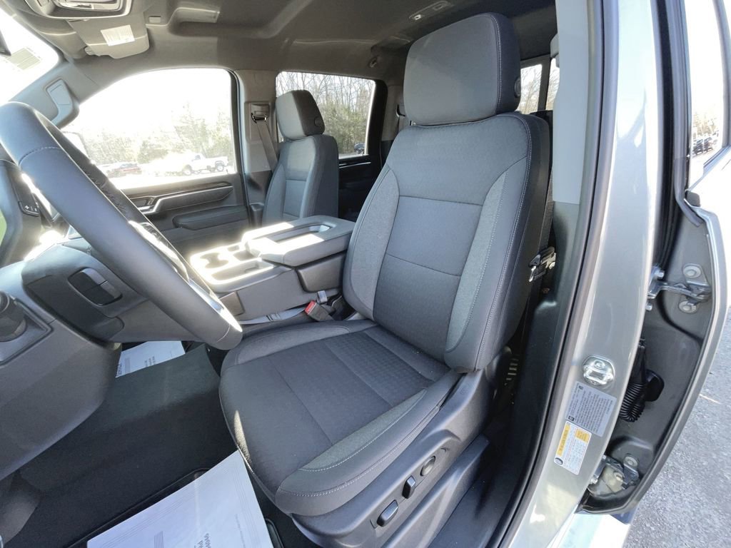 New 2026 GMC Sierra 2500 SLE w/ SLE Value Package; image 24