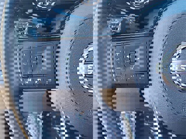 Certified 2024 Nissan Pathfinder SL image 21