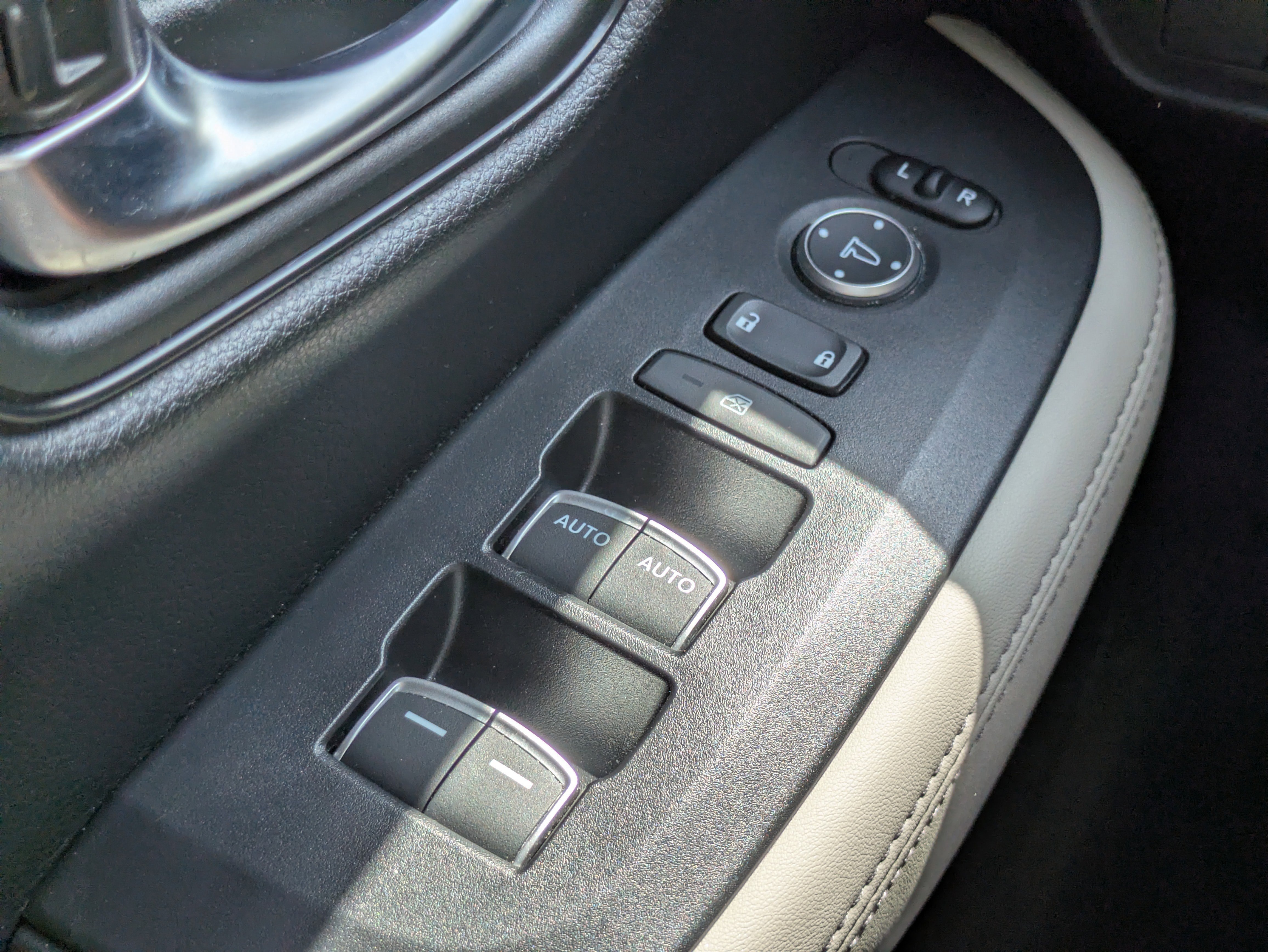 Certified 2024 Honda HR-V EX-L image 54