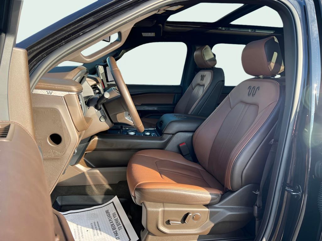 Used 2024 Ford Expedition King Ranch image 10