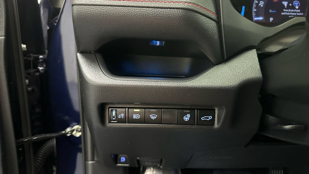 Certified 2021 Toyota RAV4 XSE w/ Weather Package AWD/4WD image 29