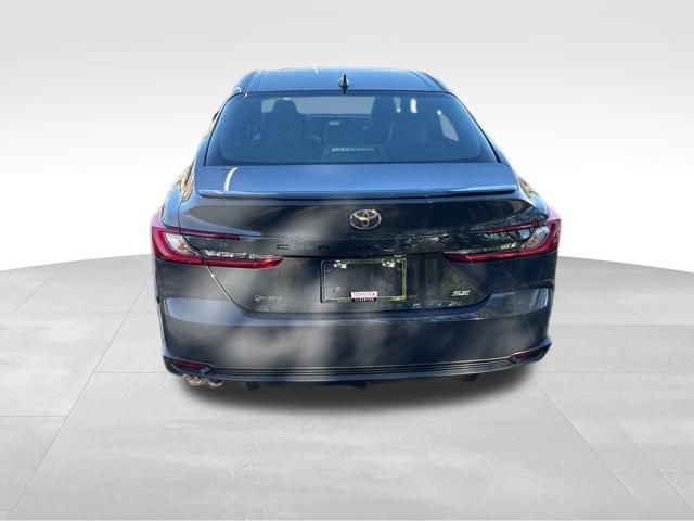 New 2026 Toyota Camry SE image 4