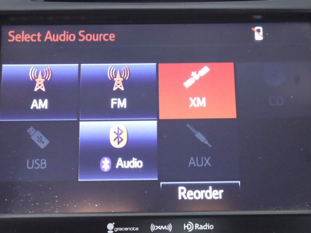 Used 2019 Toyota Highlander Plus AWD/4WD image 17