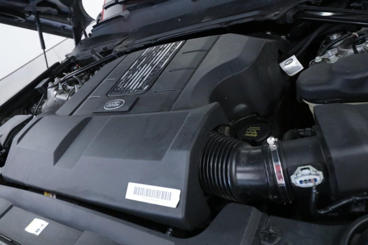 Used 2020 Land Rover Range Rover HSE AWD/4WD image 8