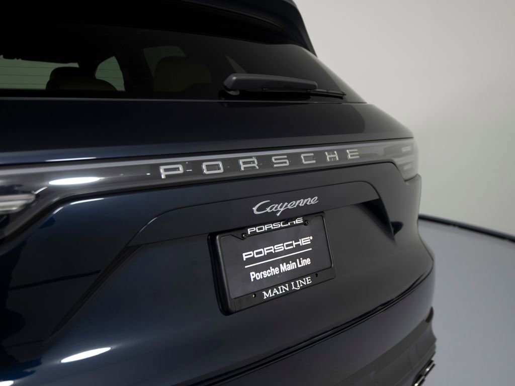 Certified 2020 Porsche Cayenne AWD/4WD image 39