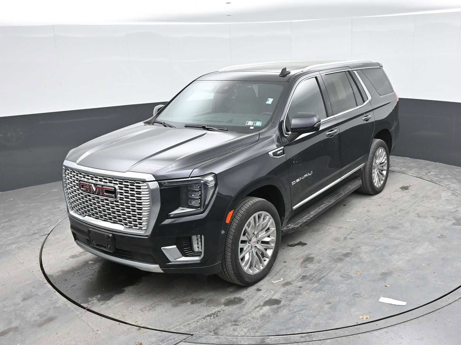 Used 2023 GMC Yukon Denali AWD/4WD image 14